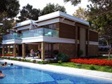 Crystal Nirvana Lagoon Villas (9)