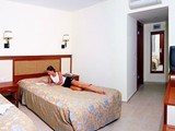 ozlem_garden_side (11)
