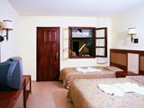 ozlem_garden_side (12)