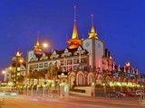 otel_side-crown-palace_av38A2pv5MLZrEsai8aY