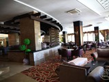 otel_side-crown-select_IZnZtUZb3XXg5myf3Zio