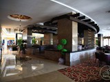 otel_side-crown-select_ULP7xqup4OG7ufsMDDbg